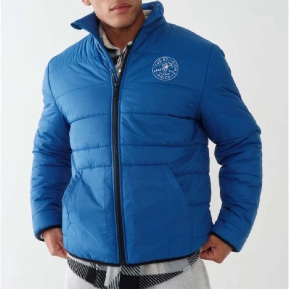 TRUE RELIGION SOLID PUFFER JACKET - Picture 3 of 5